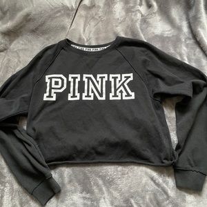 Cropped crew neck